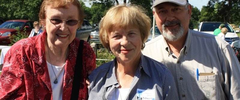 Linda Albert, Catherine Wetzel, Bruce Klosowsky, representing the Zimmerman family